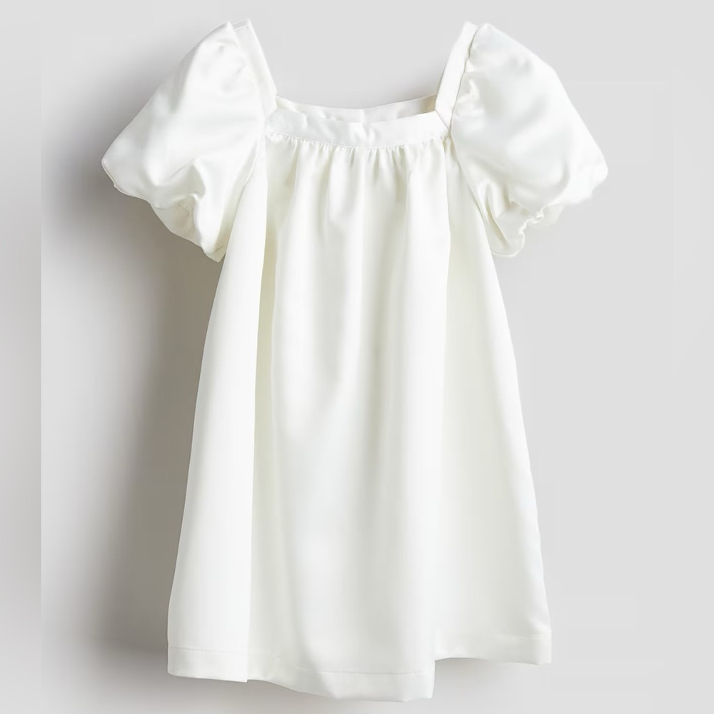 H&M girls balloon sleeved satin dress